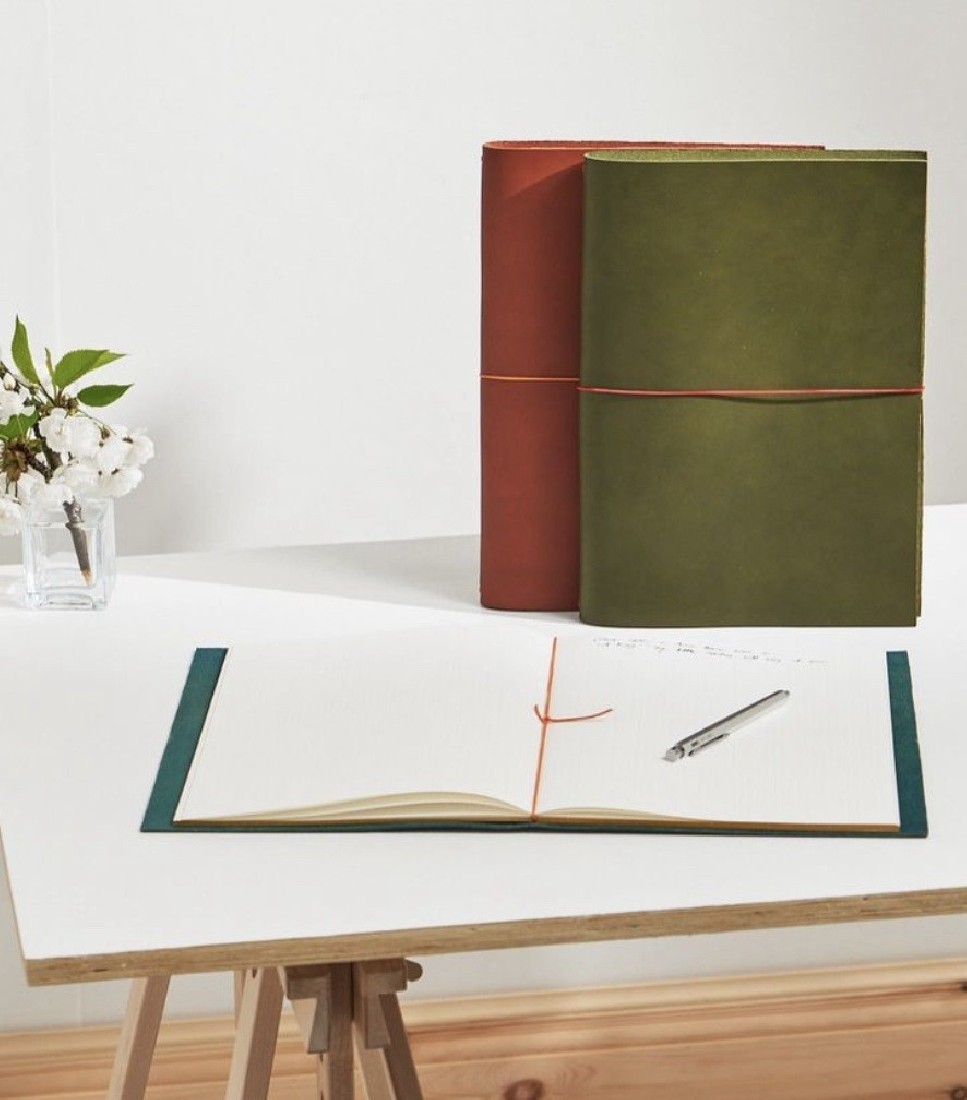 Paper Republic grand voyageur A4  olive green  leather journal