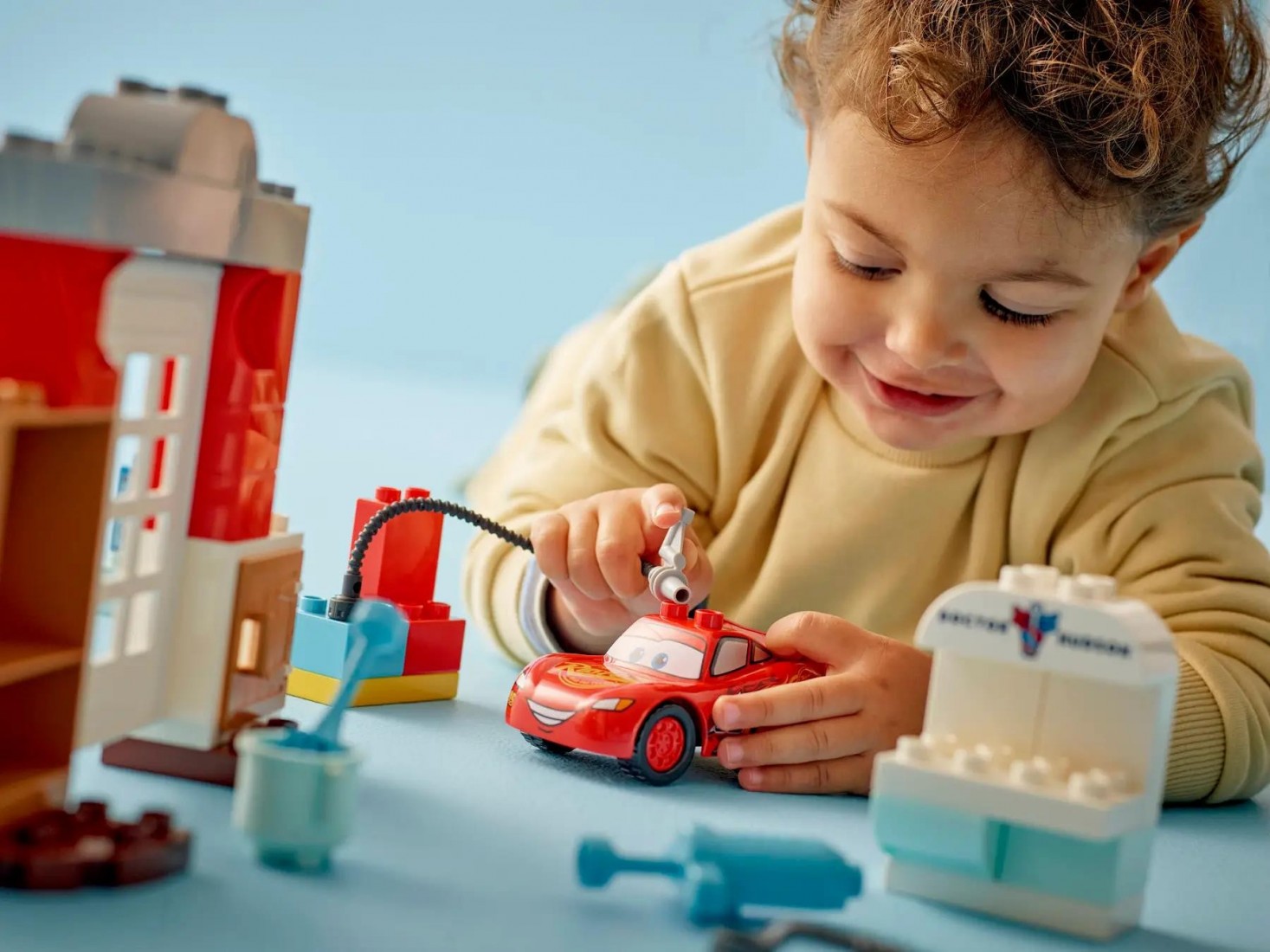 McQueens Visit to Docs Garage 10456 Lego Duplo
