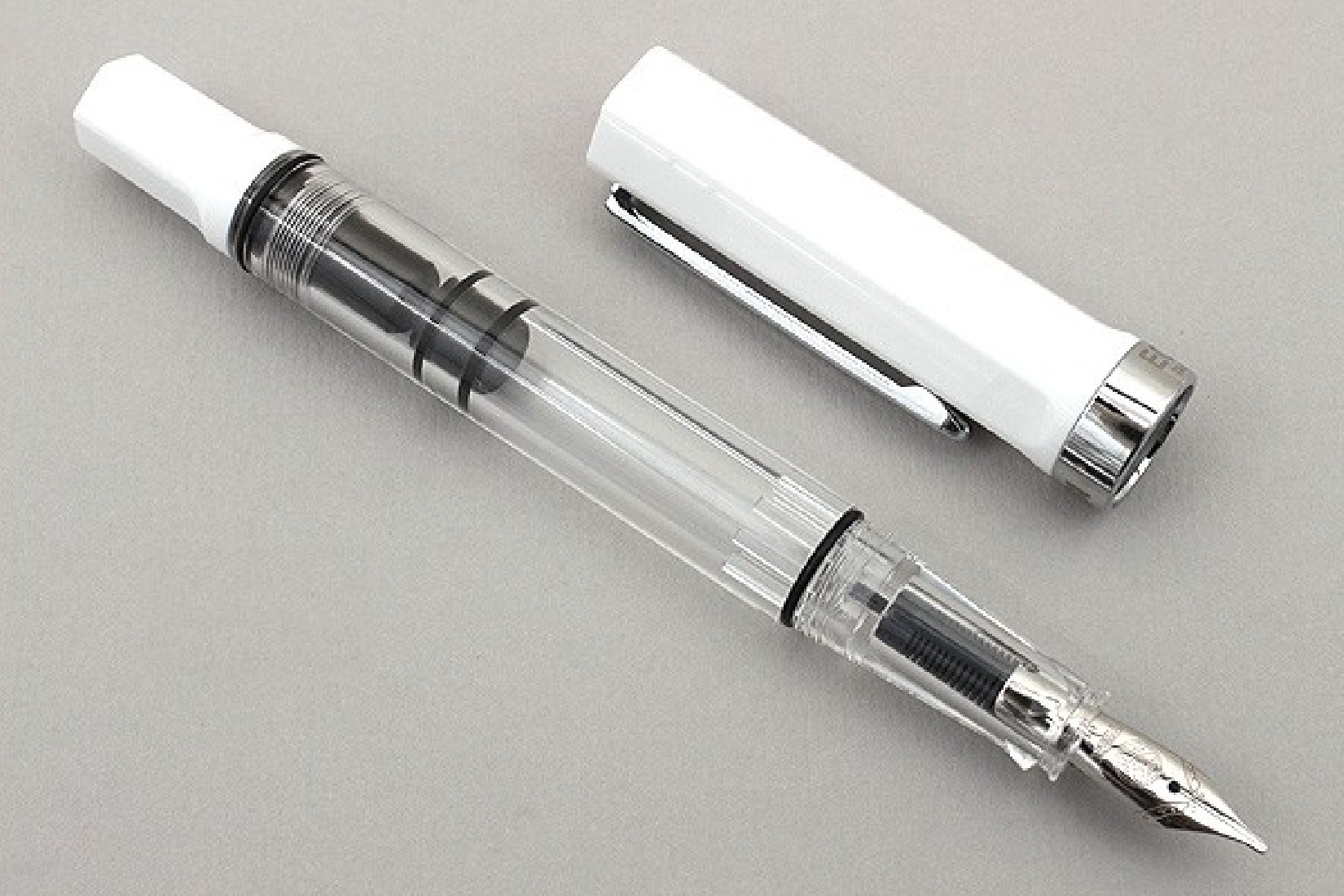 Twsbi Eco White piston filling fountain pen