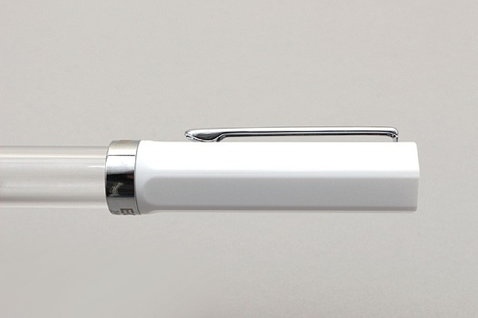Twsbi Eco White piston filling fountain pen