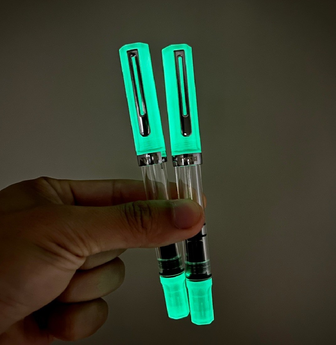 Twsbi Eco glow green piston filling fountain pen