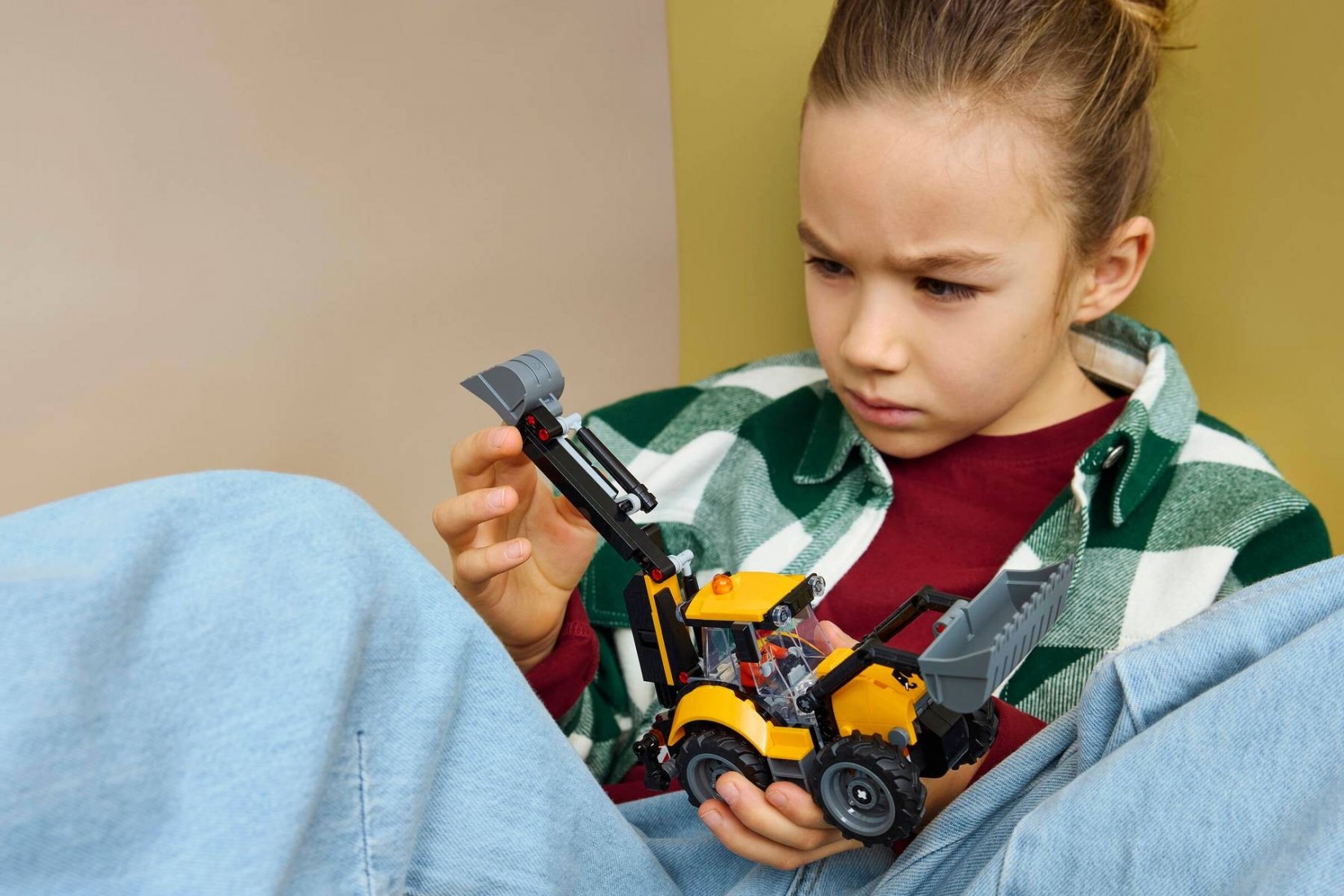 Yellow Backhoe Loader 60480 Lego City