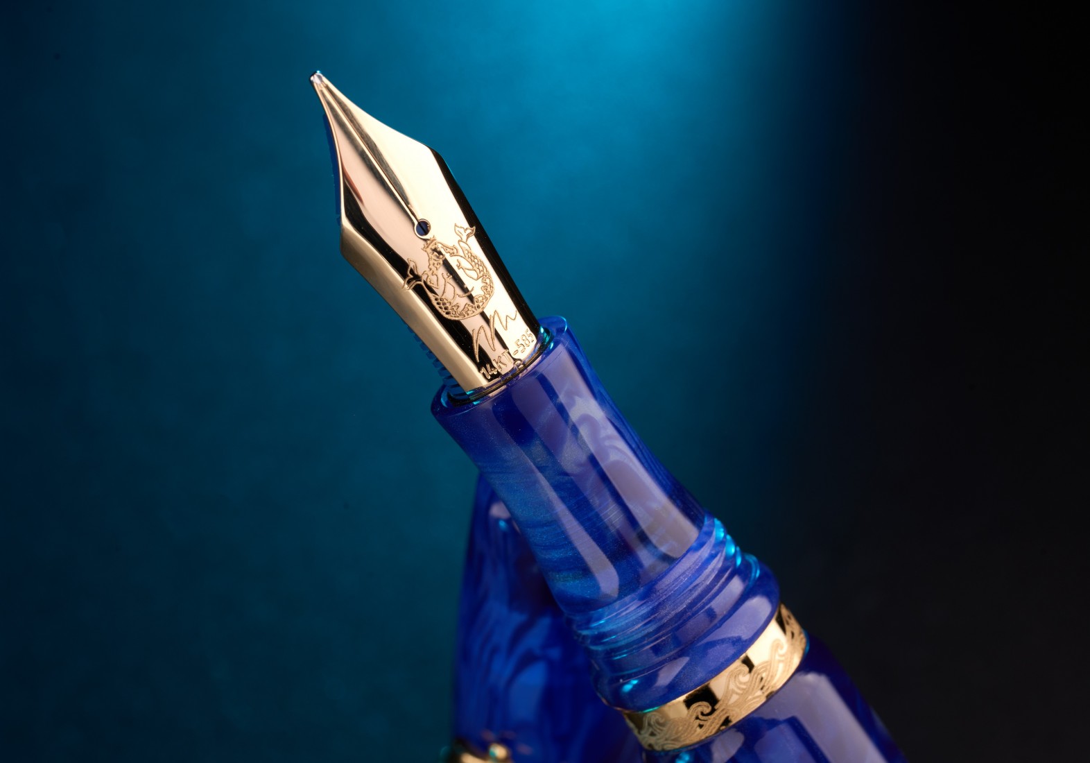 Delta - Nino Marino Signature Columbus Gold