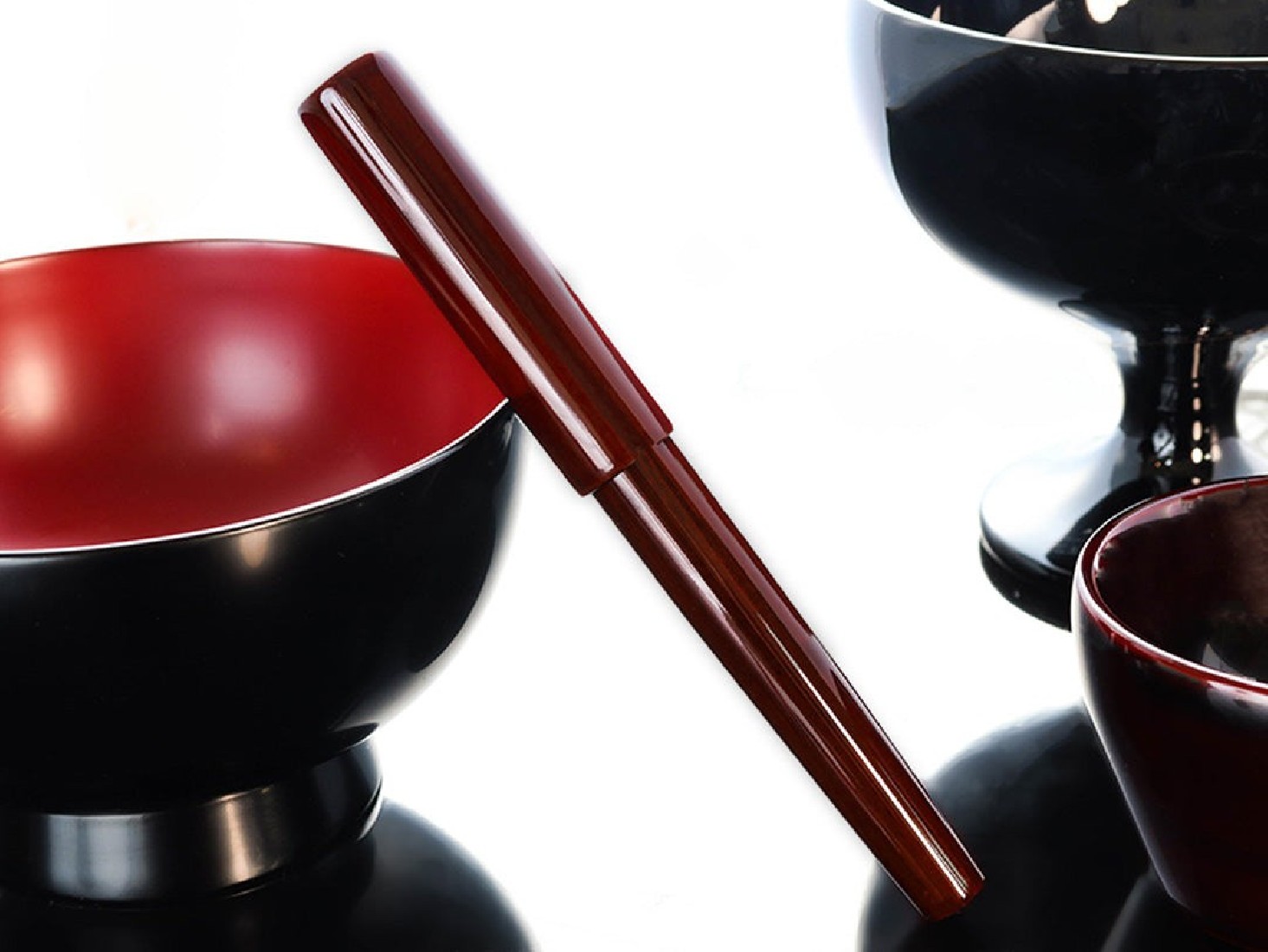 Wancher Urushi Sandalwood Sekai Aizu fountain pen