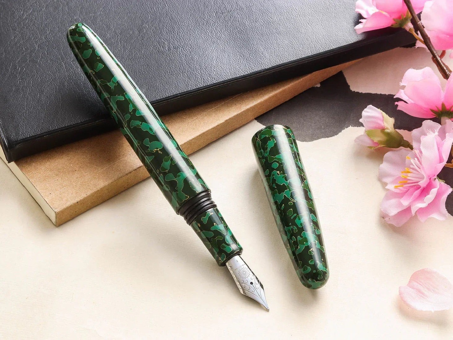 Wancher Dream Pen Tokiwa-Iro Fountain Pen WF-TGUR-EBDP-MIA-PSM