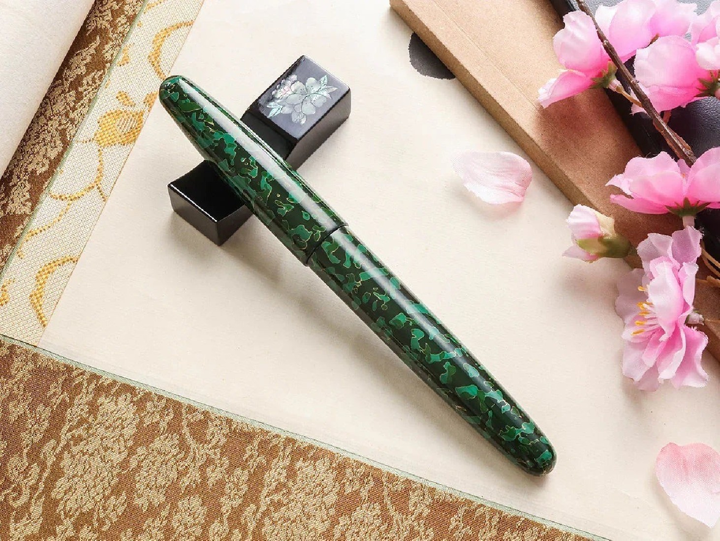 Wancher Dream Pen Tokiwa-Iro Fountain Pen WF-TGUR-EBDP-MIA-PSM