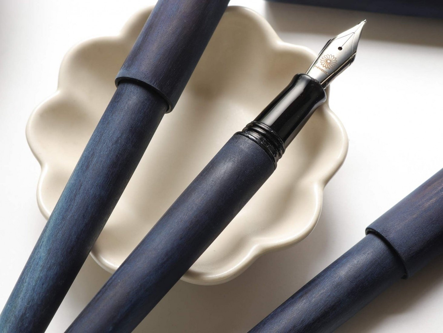 Wancher Indigo blue olivewood Sekai - Ai, World Tree  fountain pen