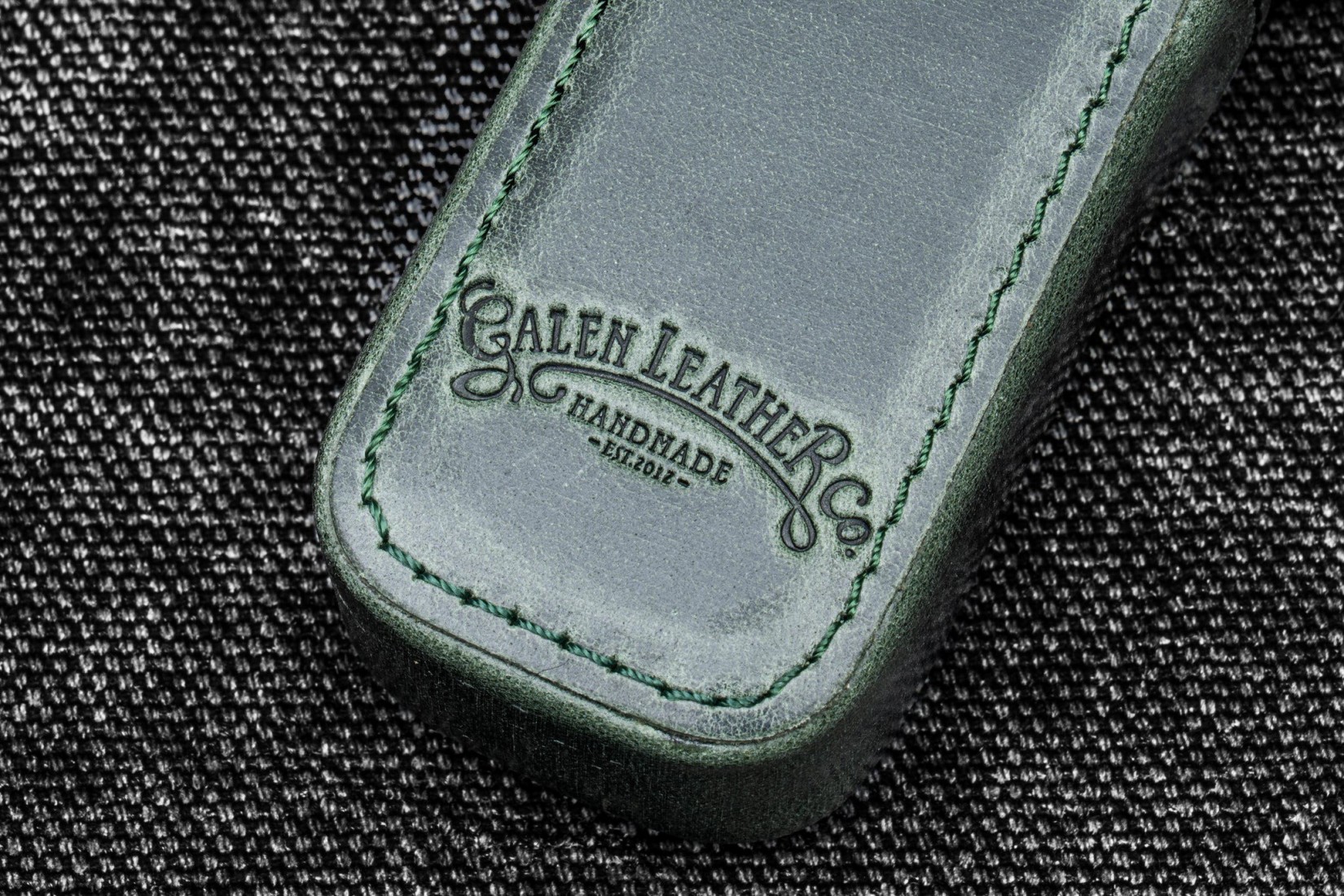 Galen Leather  Zippered Magnum Opus Single Hard Pen Case For Oversized Pens and Namiki Emperor - Crazy Horse Forest Green