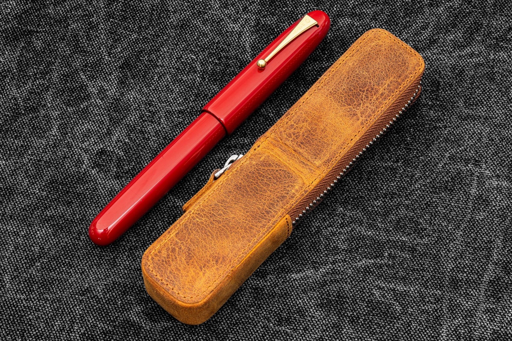 Galen Leather  Zippered Magnum Opus Single Hard Pen Case For Oversized Pens and Namiki Emperor - Crazy Horse Brown