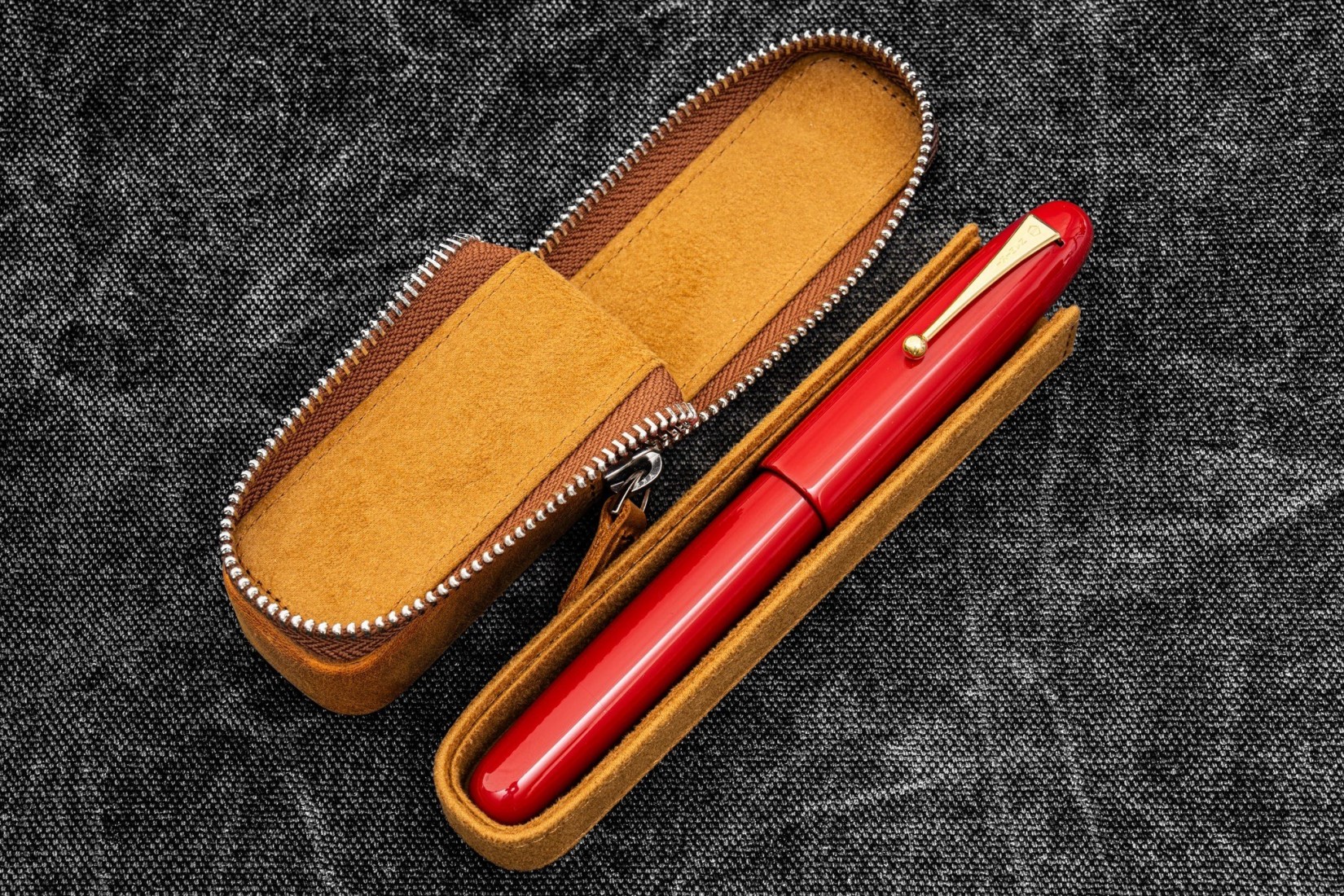 Galen Leather  Zippered Magnum Opus Single Hard Pen Case For Oversized Pens and Namiki Emperor - Crazy Horse Brown