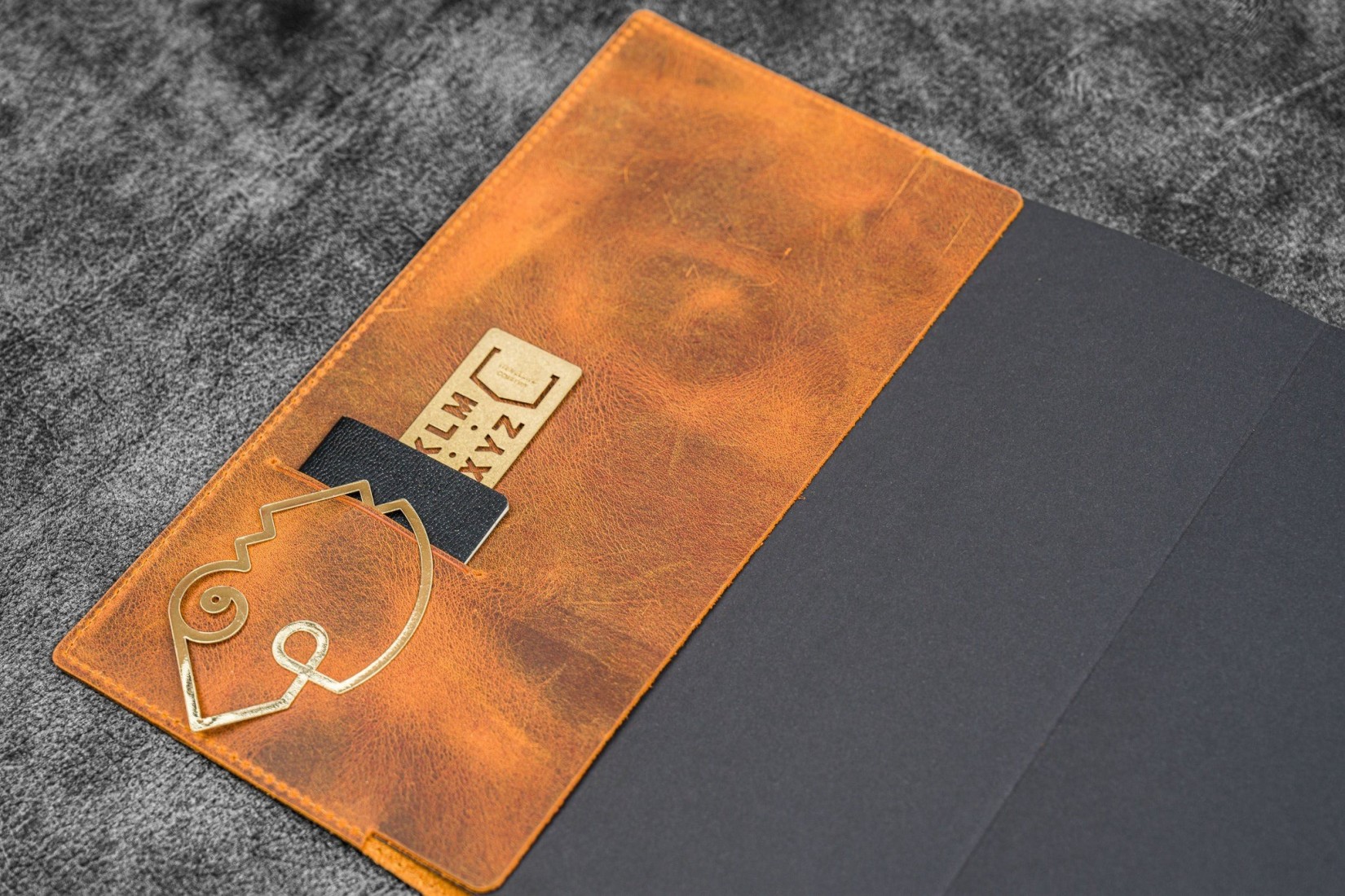 Galen Leather Slim B5 Notebook Planner Cover - Crazy Horse Brown