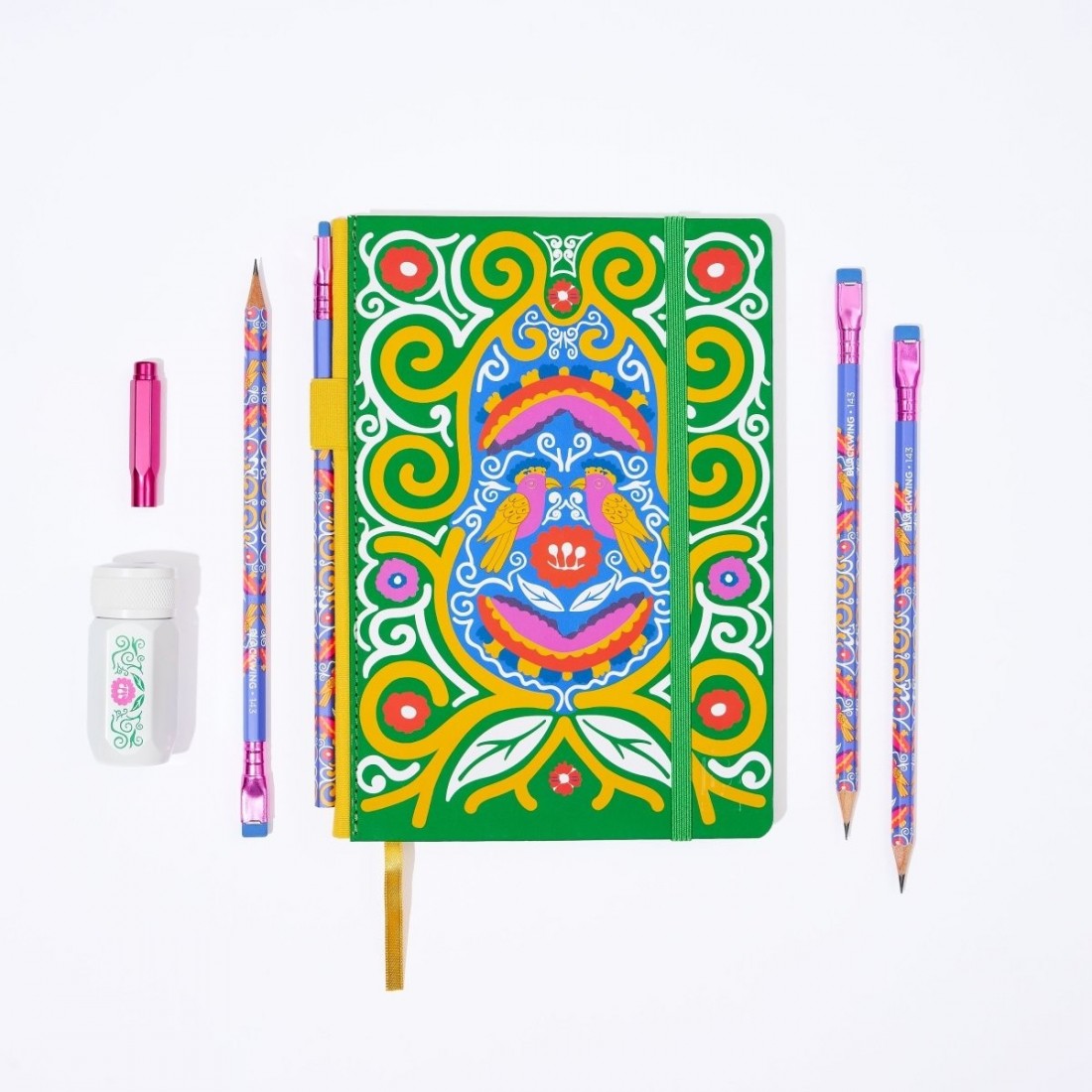 Blackwing Volume 143 - Frida Kahlo Notebook Essentials Set